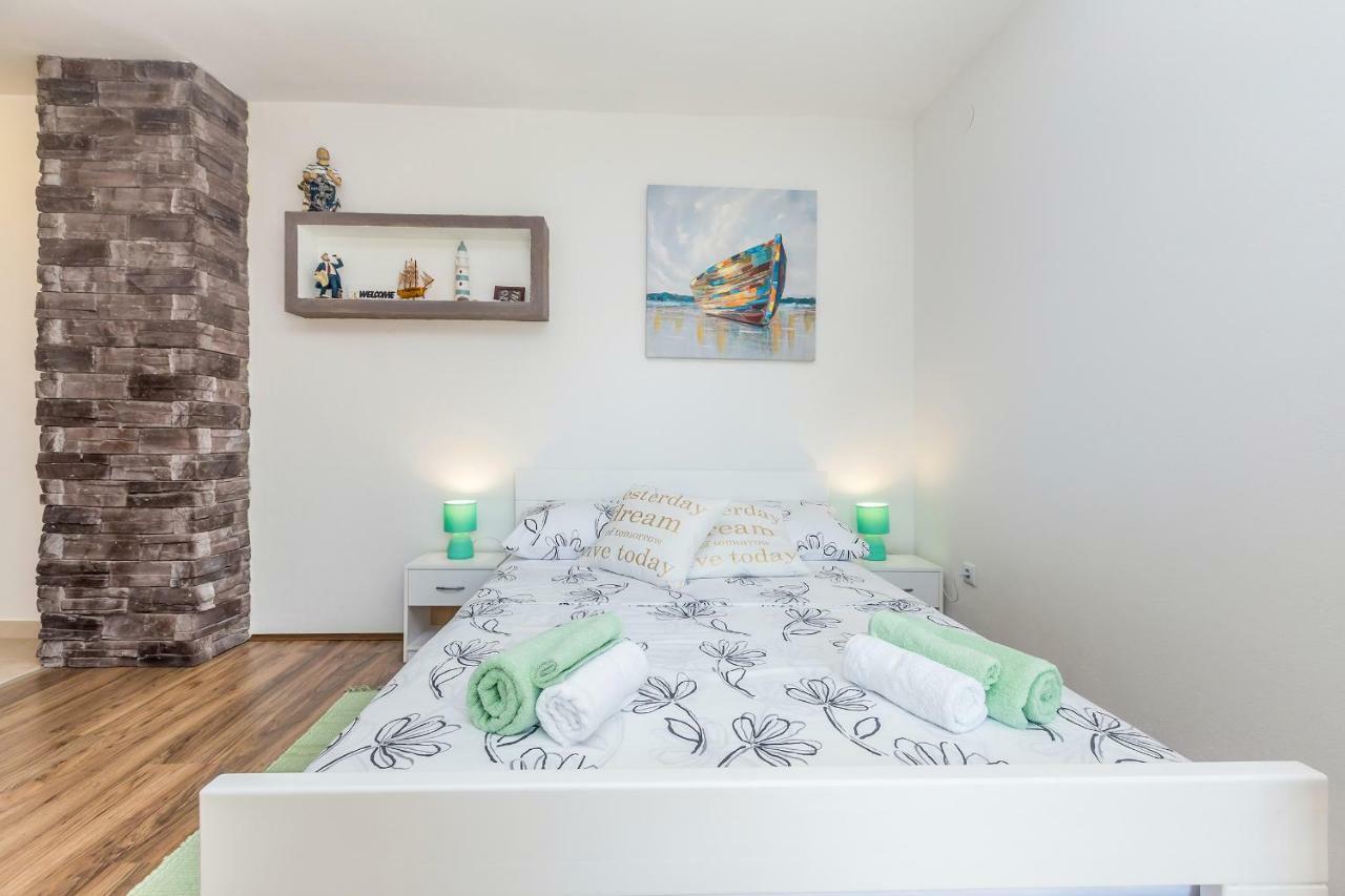 奥米沙利Studio Apartman Magdalena公寓 外观 照片