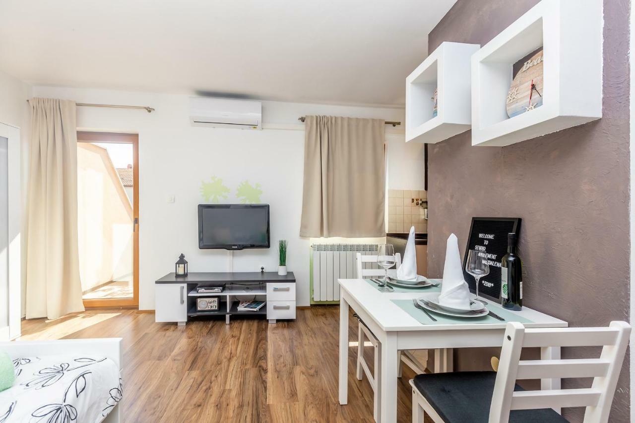 奥米沙利Studio Apartman Magdalena公寓 外观 照片