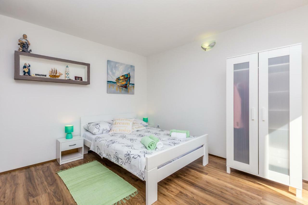 奥米沙利Studio Apartman Magdalena公寓 外观 照片